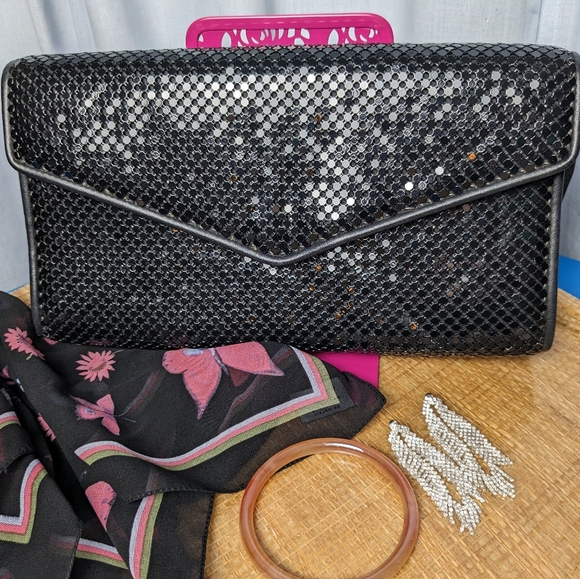 Whiting & Davis Black Chainmail Handbag - Picture 3 of 14